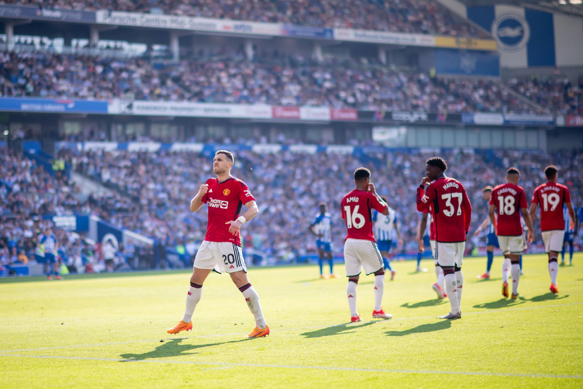 詹以其强硬 詹以其强硬